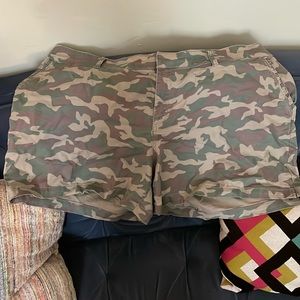 Plus sized camo shorts